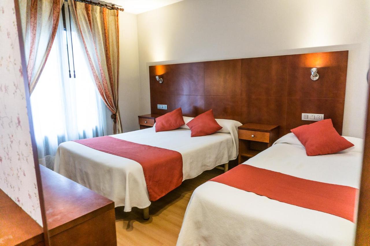 Hotel Jaques Jaca Exterior foto
